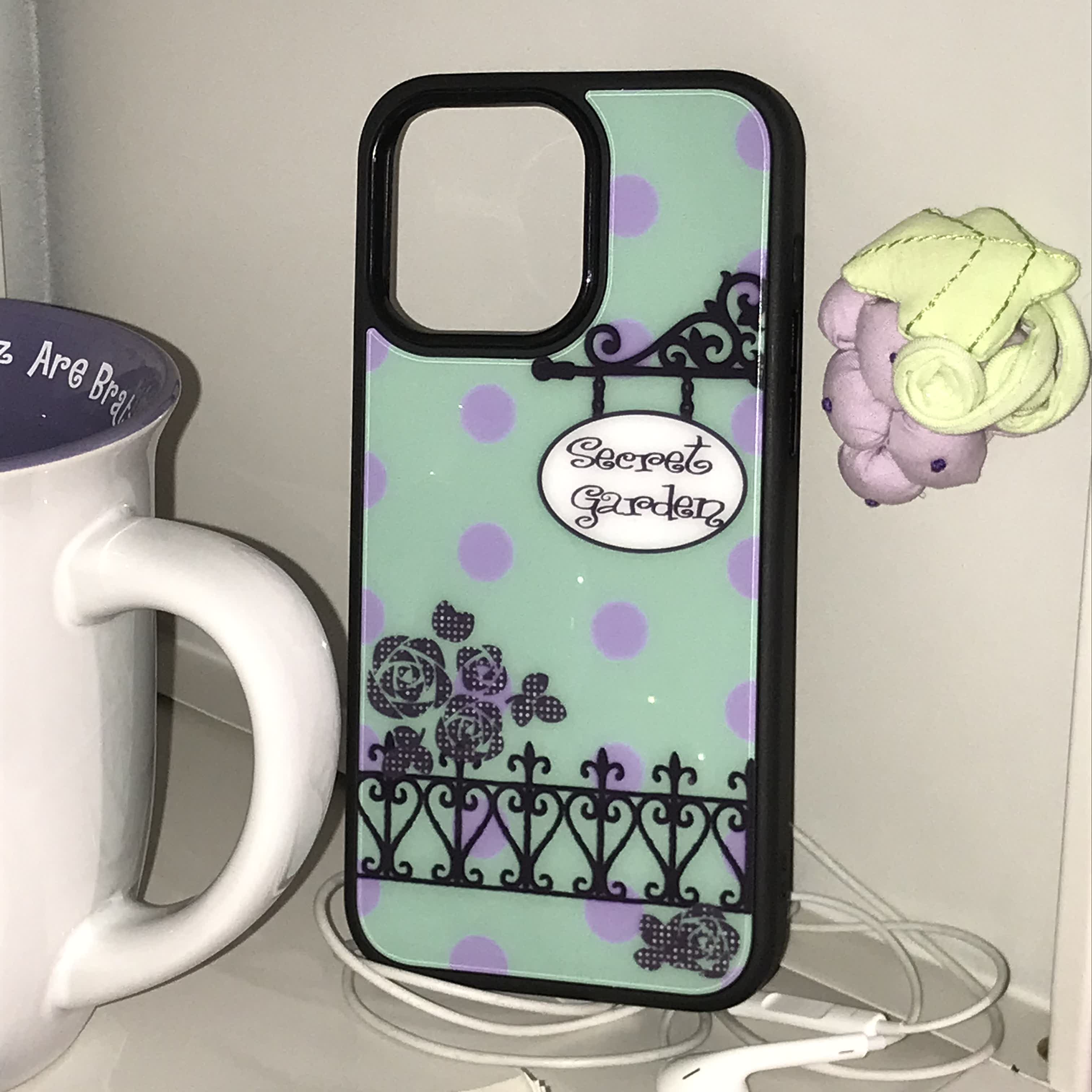 Resin Art Pro - Retro Groene Kunst Bloemranken Golfpatroon Telefoonhoesje