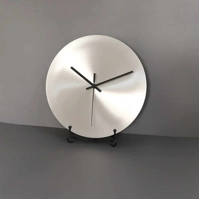 Zilveren Minimalistische Indus - Resin Art Wall Clock recensie en prijs