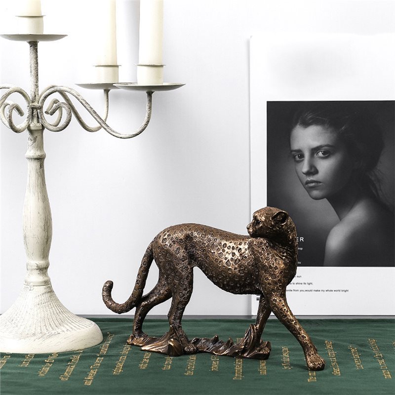 Moderne luipaardhars sculptuur - Resin Art Pro recensie en prijs
